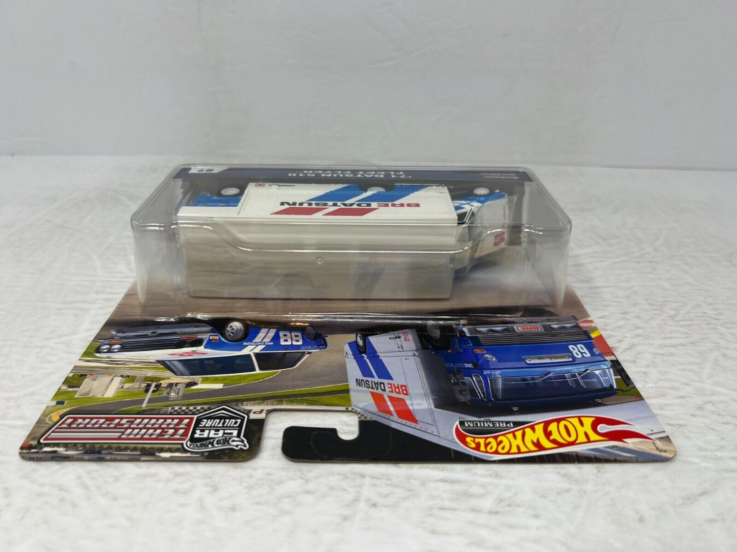 Hot Wheels Premium '71 Datsun 510 Fleet Flyer #9 Team Transport 1:64 Diecast