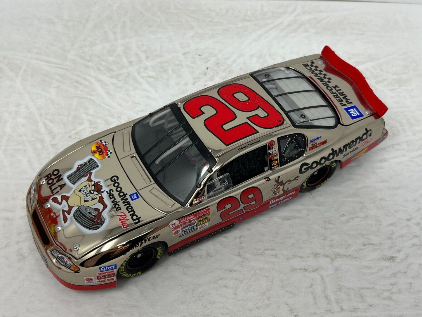 Action Nascar #29 Kevin Harvick Looney Tunes White Gold GM Dealers 1:24 Diecast