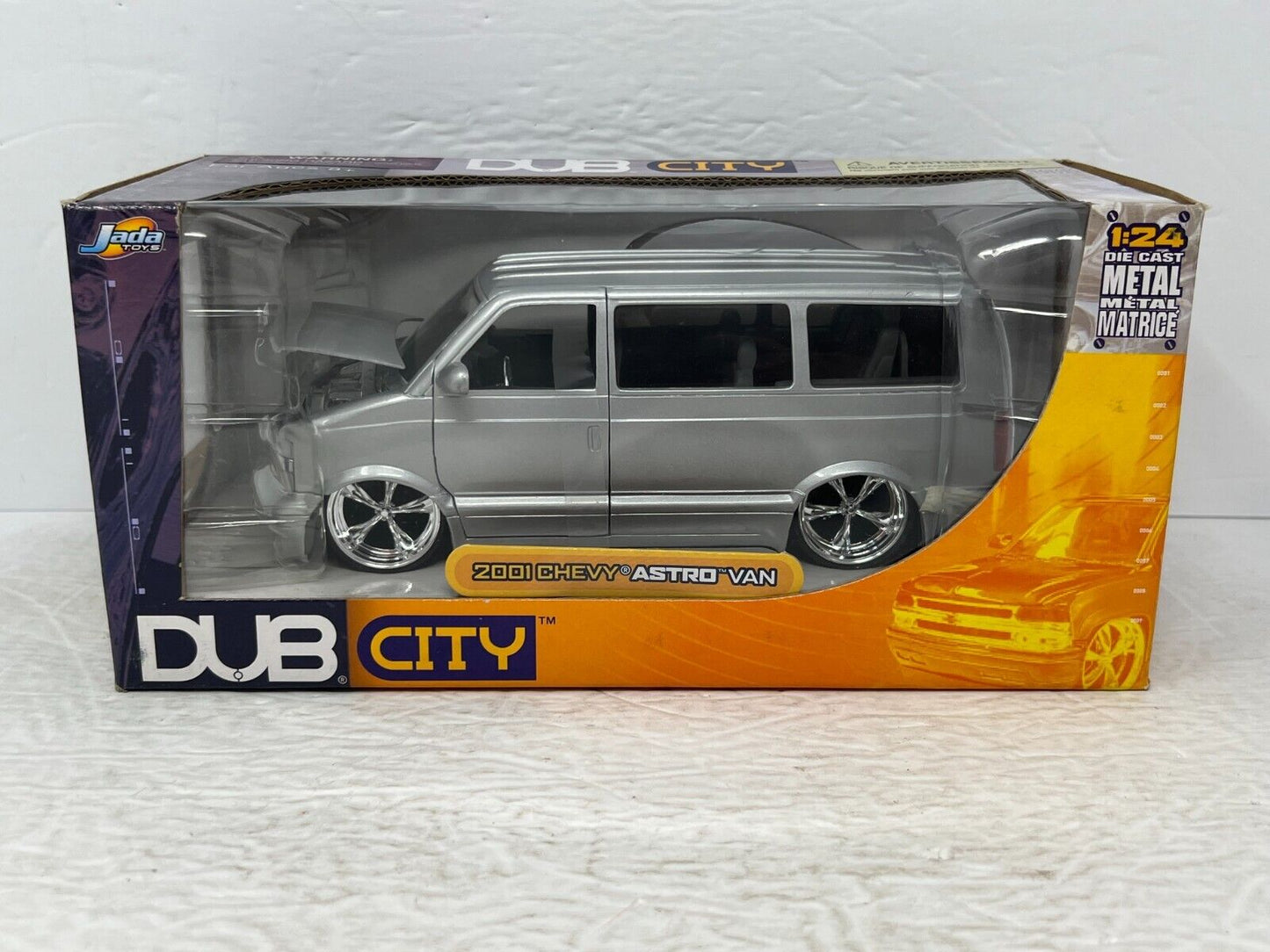 Jada Dub City 2001 Chevy Astro Van 124 Diecast