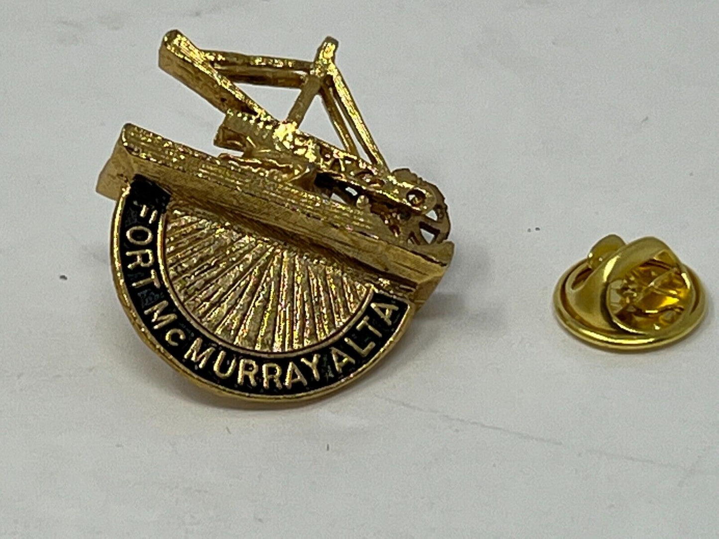 Fort McMurray, Alberta Bucket Wheel Cities & States Lapel Pin