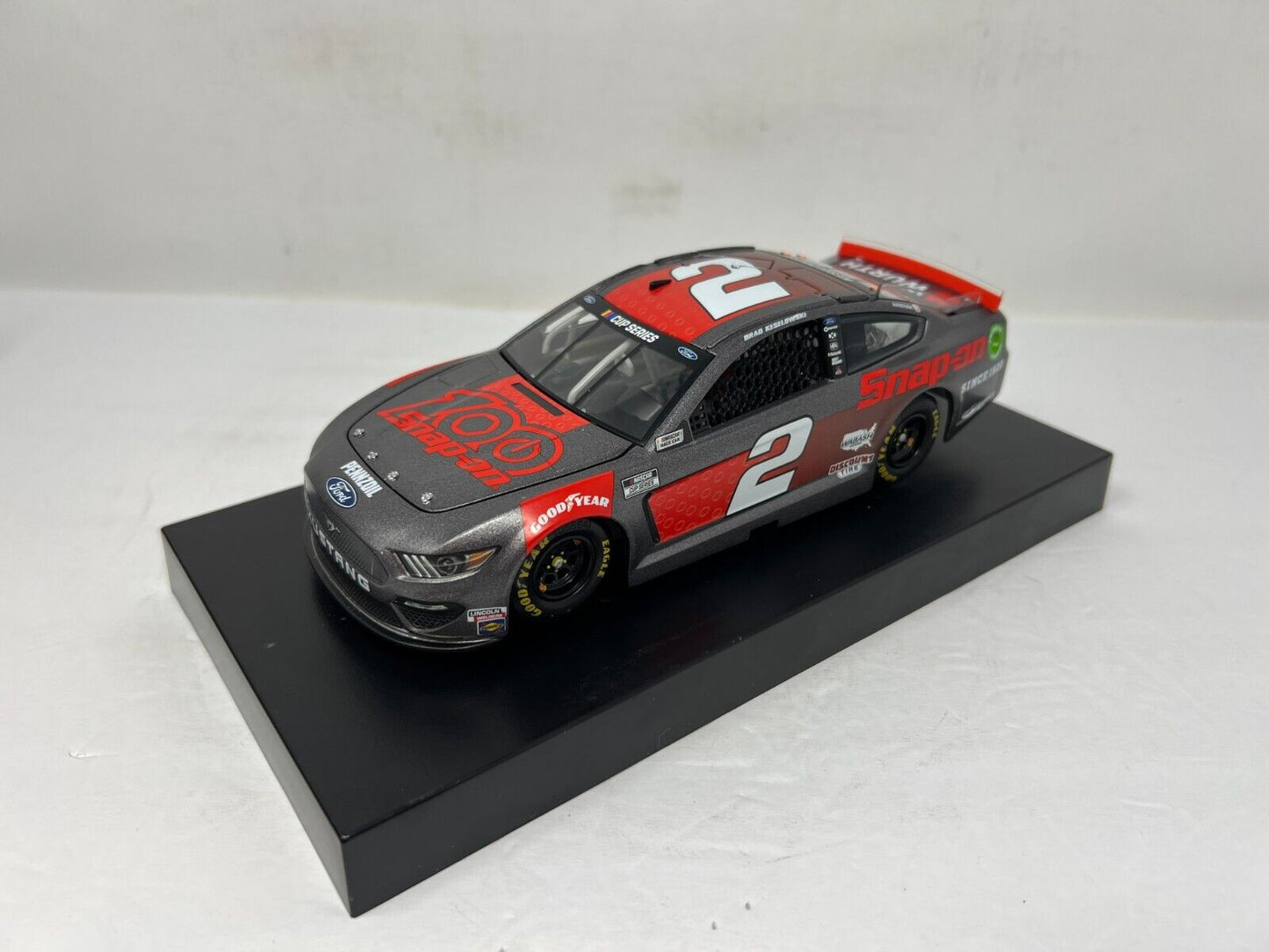 Lionel Racing Nascar #2 Brad Keselowski Snap-On Tools Ford Mustang 1:24 Diecast