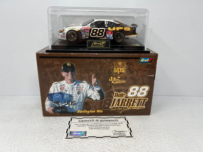 Revell Nascar #88 Dale Jarrett UPS Darlington Win 2001 Ford Taurus 1:24 Diecast