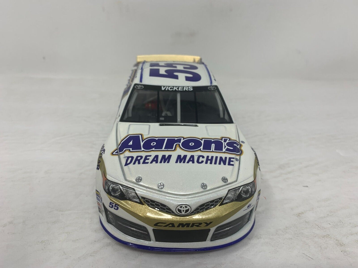 Lionel Racing Nascar #55 Brian Vickers Aaron's 2014 Toyota Camry 1:24 Diecast