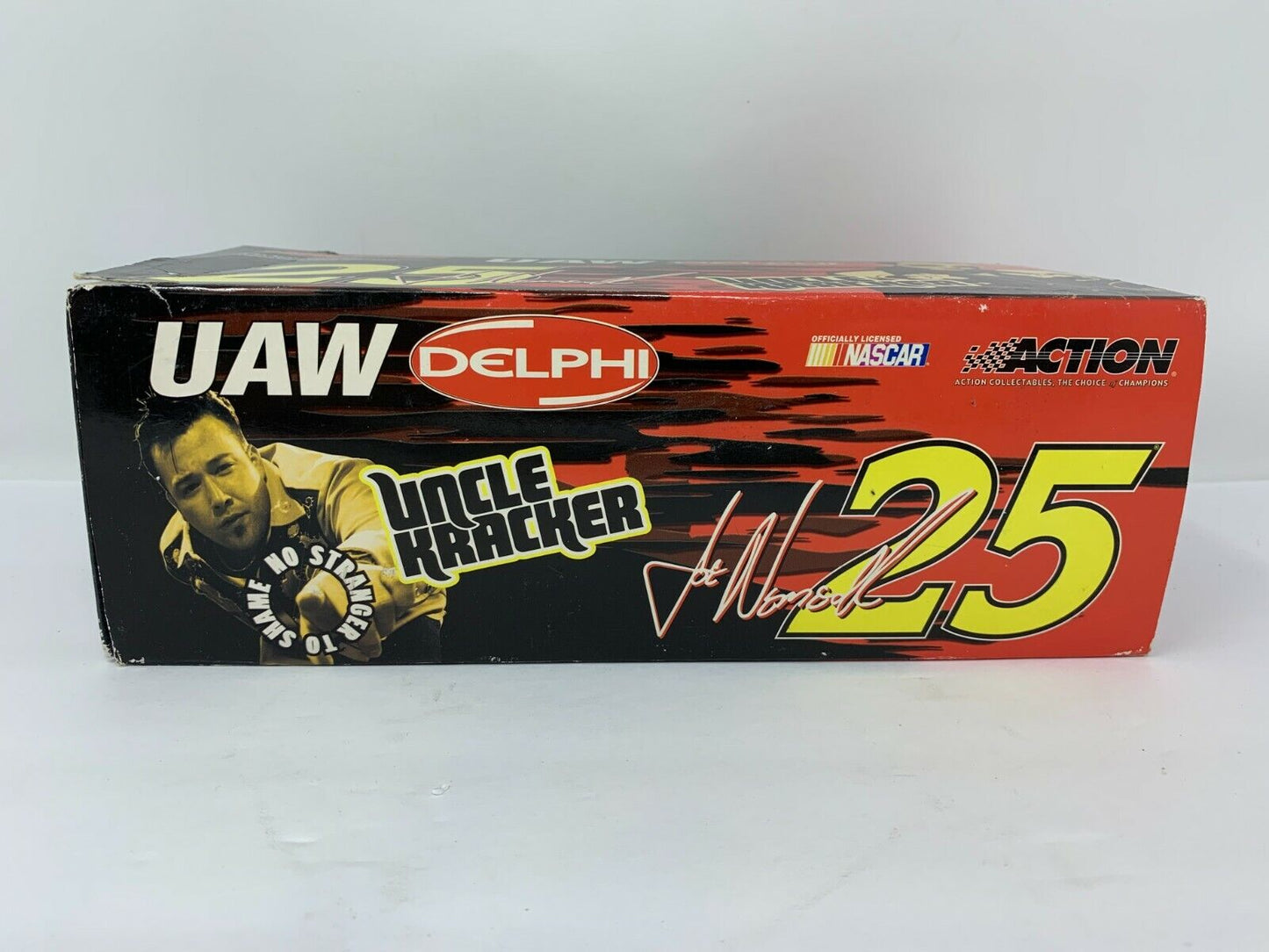 Action Nascar RCCA Joe Nemechek #25 UAW Delphi Uncle Kracker Chevy 1:24 Diecast