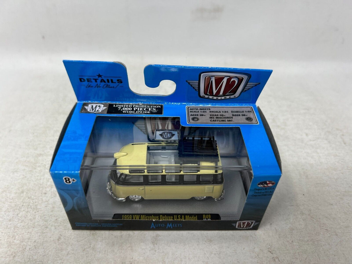 M2 Machines Auto-Meets 1959 VW Microbus Deluxe U.S.A. Model R49 1:64 Diecast