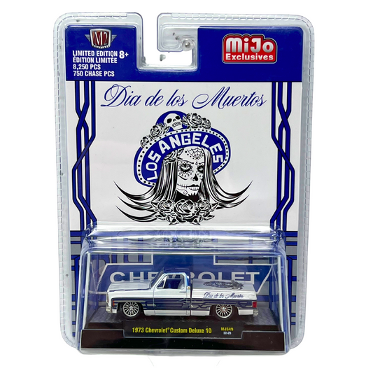 M2 Machines Dia de los Muertos 1973 Chevrolet Custom Deluxe 10 1:64 Diecast