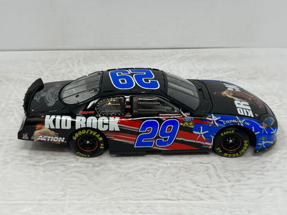 Action Nascar #29 Tony Stewart Kid Rock GM Dealers 2004 Monte Carlo 1:24 Diecast